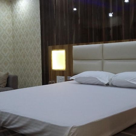 Hotel Crystal International Dhanbād Dış mekan fotoğraf