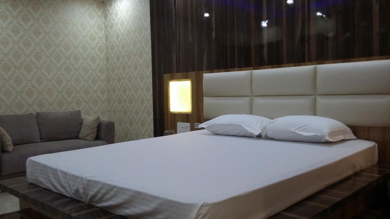 Hotel Crystal International Dhanbād Dış mekan fotoğraf